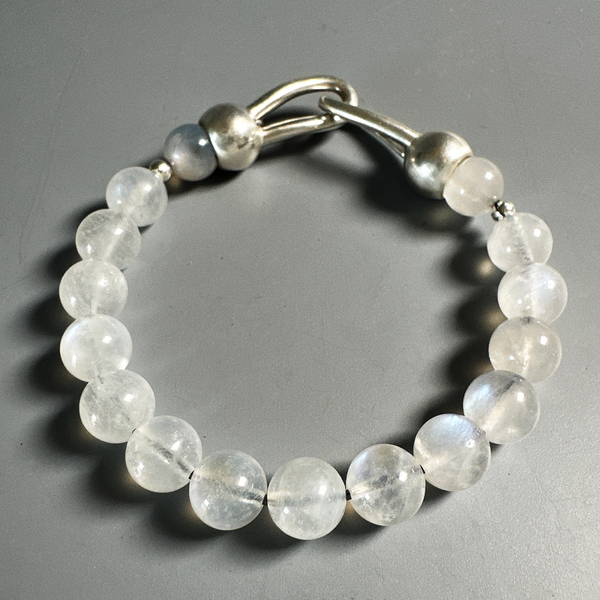 Bracelets, Moonstone Beads in Sterling - Gloria Sawin  Fine Jewelry 